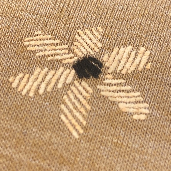 Jane And Delancey tan shirt sleeve crew neck daisies print blouse - Picture 4 of 7